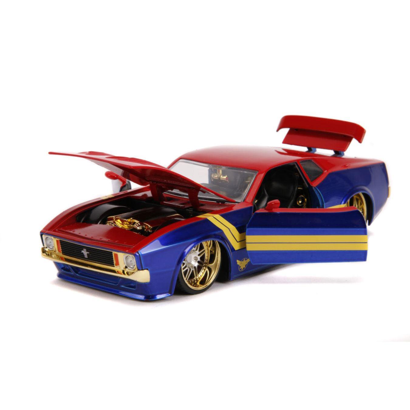 JAD31193 Captain Marvel - 1973 Ford Mustang Mach 1 1:24 - Jada Toys - Titan Pop Culture