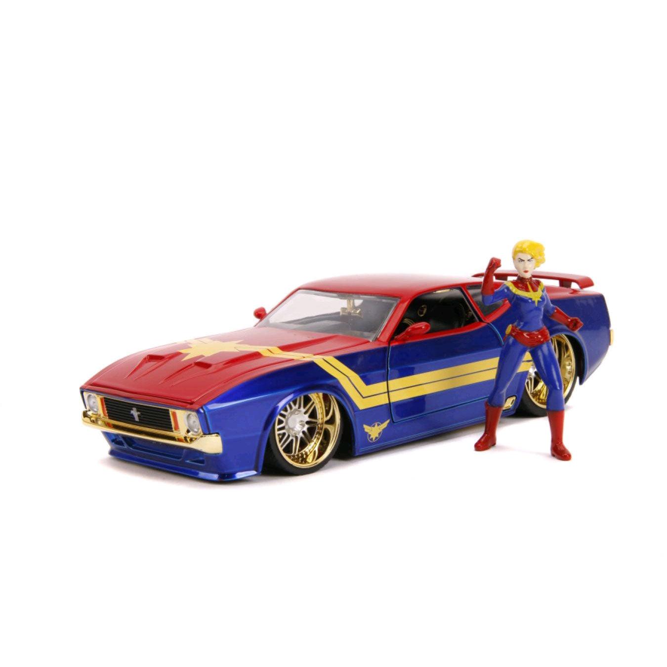 JAD31193 Captain Marvel - 1973 Ford Mustang Mach 1 1:24 - Jada Toys - Titan Pop Culture