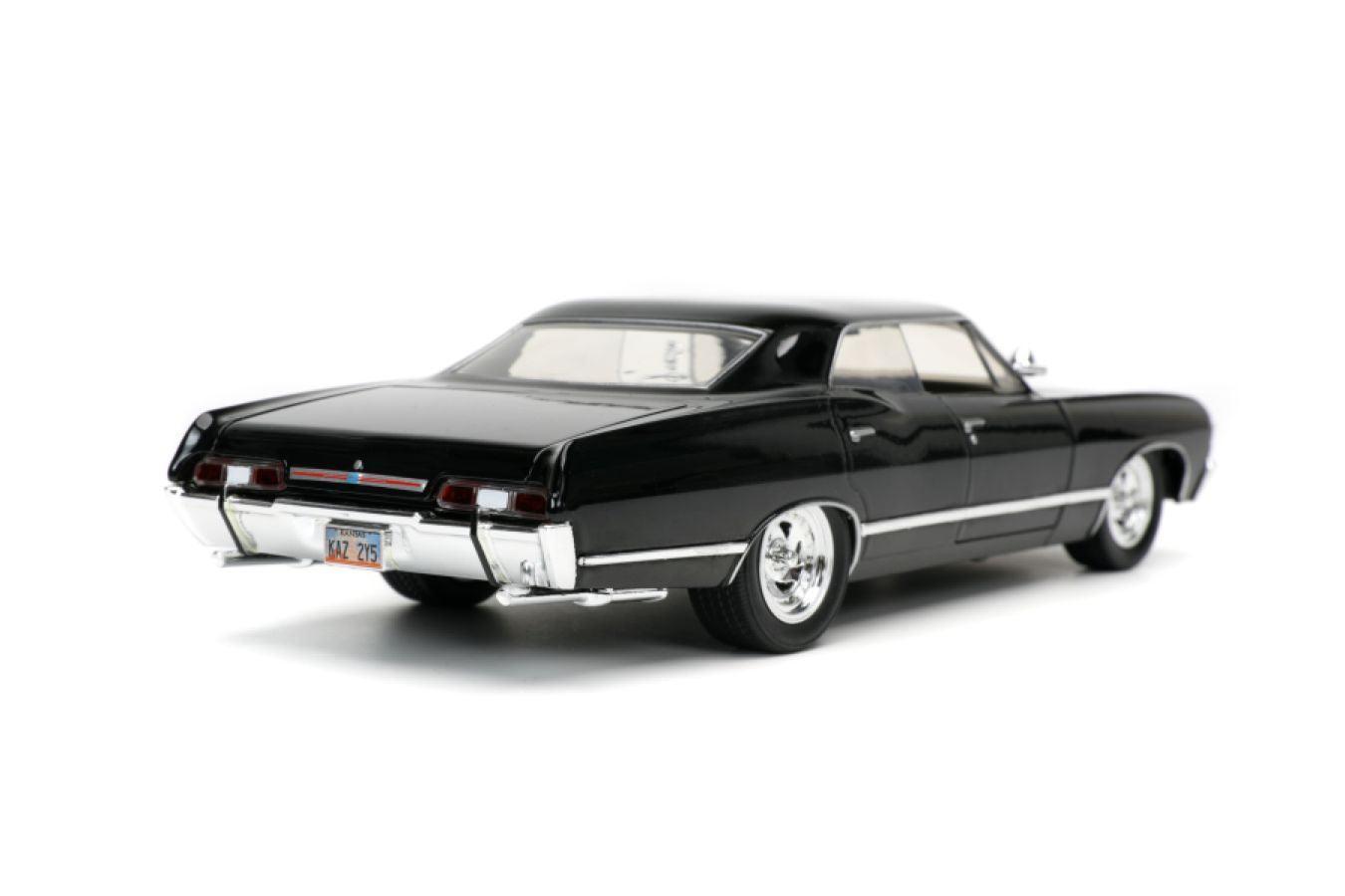 JAD32250 Supernatural - '67 Chevy Impala with Dean 1:24 Scale Hollywood Ride - Jada Toys - Titan Pop Culture