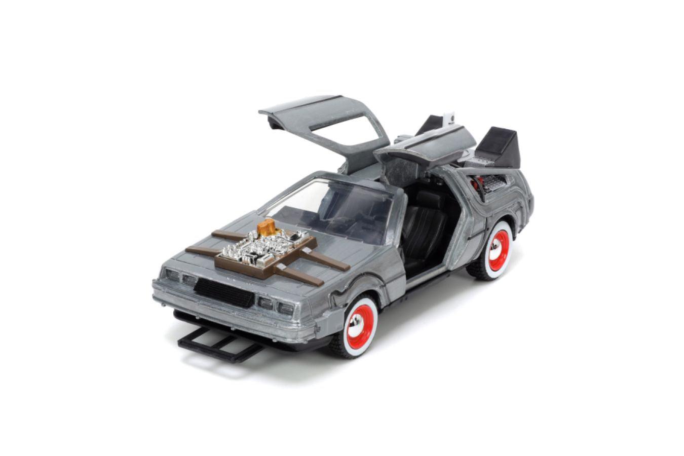 JAD32290 Back to the Future 3 - DeLorean 1:32 Scale - Jada Toys - Titan Pop Culture