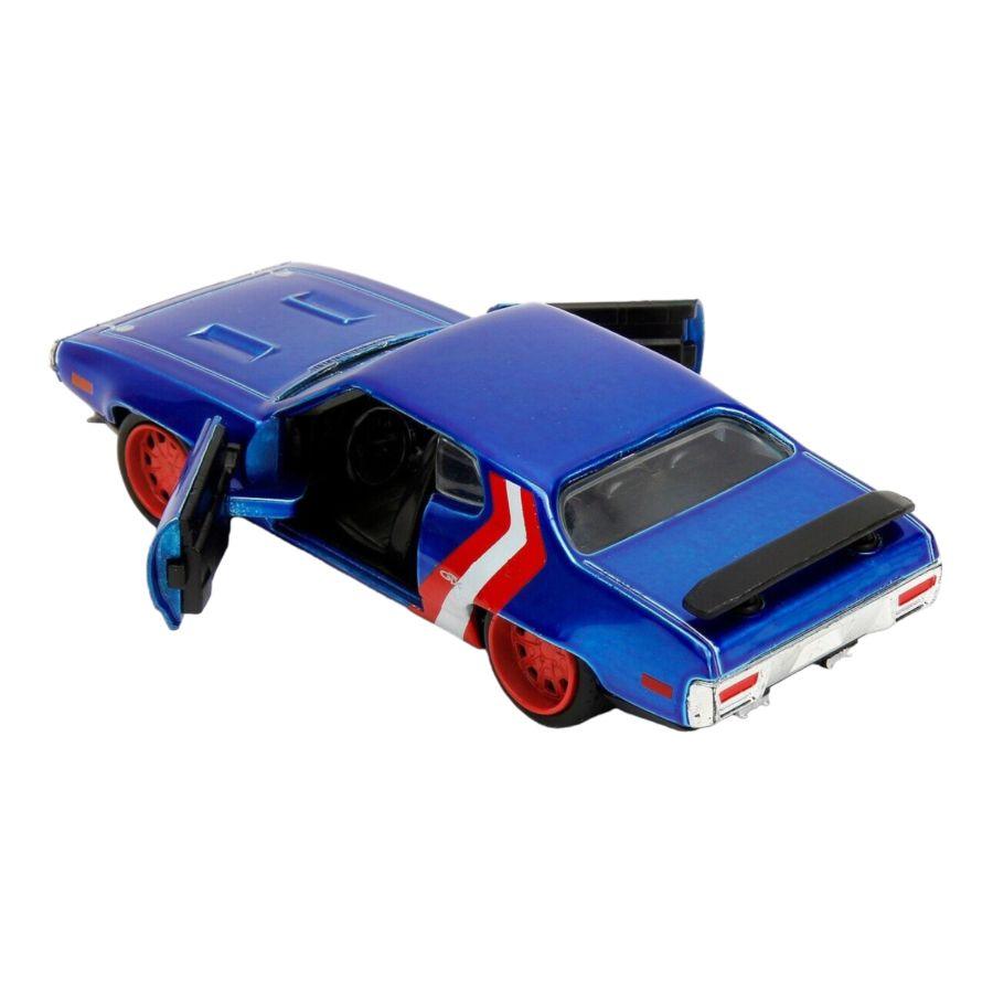 JAD33081 Marvel Comics - 1972 Plymouth GTX with Captain America 1:32 Scale Diecast Figure - Jada Toys - Titan Pop Culture