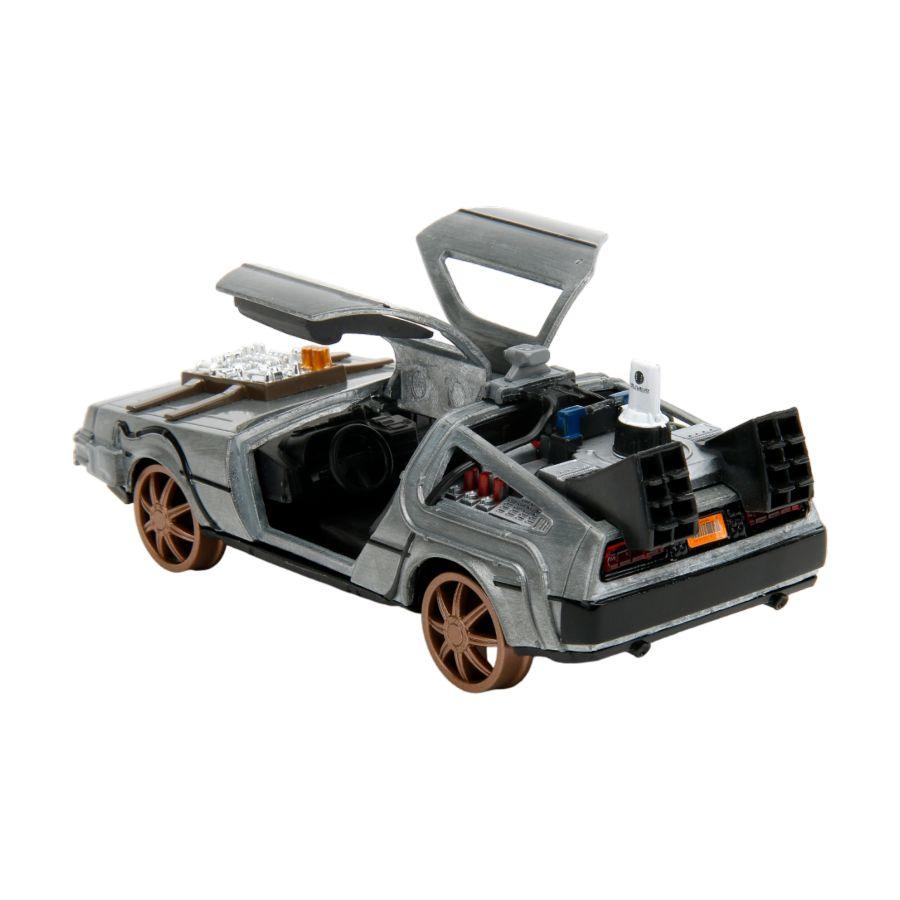 JAD34786 Back to the Future: Part 3 - Time Machine (Railroad wheels) 1:32 Scale Die-Cast - Jada Toys - Titan Pop Culture