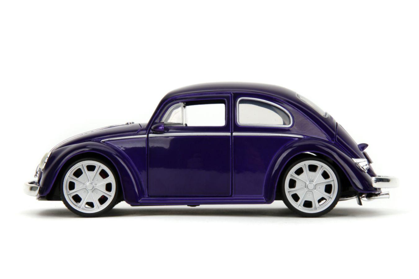 JAD35131 Wednesday (TV) - VW Beetle (with Wednesday) 1:24 Scale Diecast Vehicle - Jada Toys - Titan Pop Culture