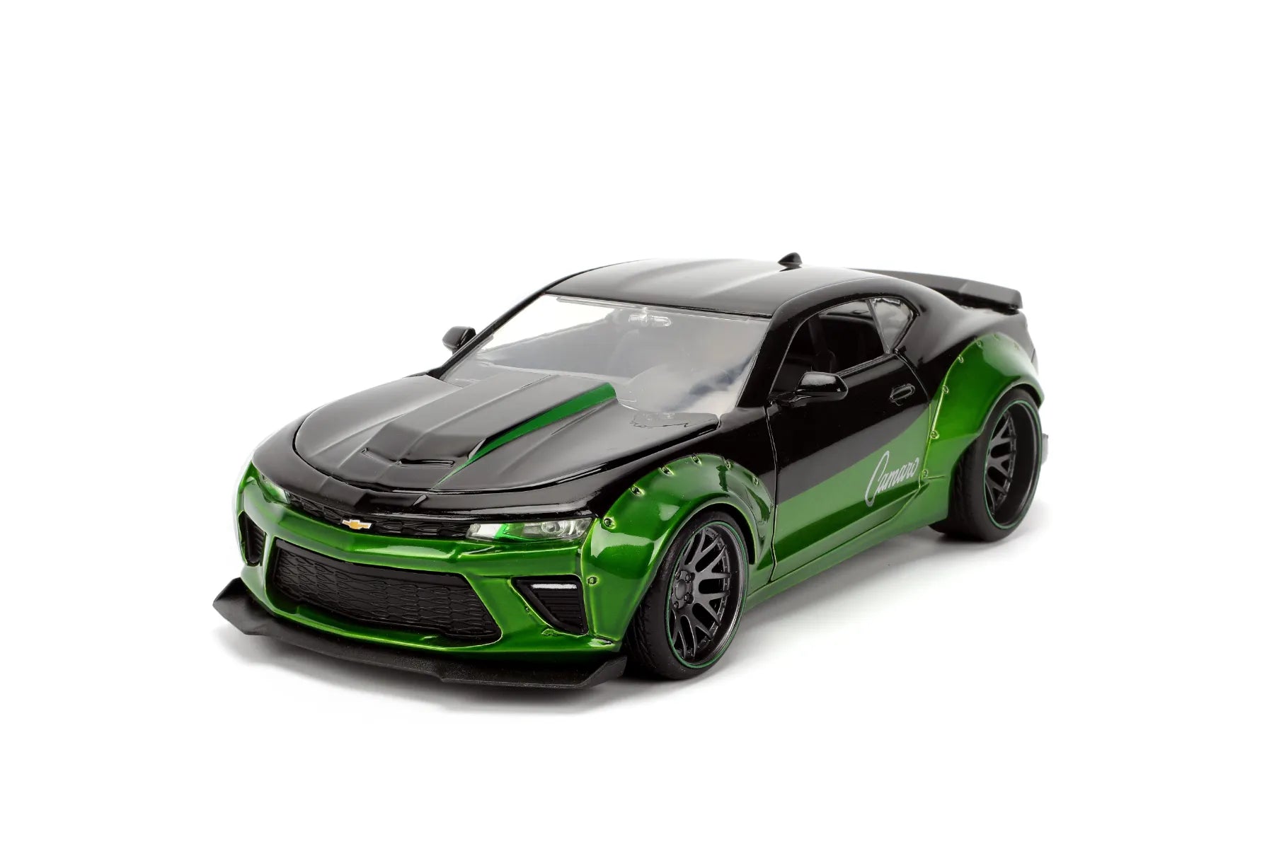 Pink Slips - 1:24 Scale 2016 Chevrolet Camaro SS Diecast Vehicle