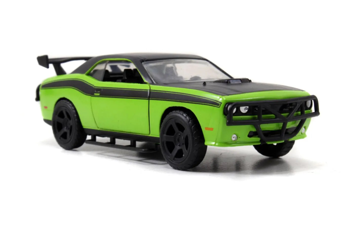 JAD97140 Fast and Furious - '08 Dodge Challenger SRT8 R/R 1:32 Scale Hollywood Ride - Jada Toys - Titan Pop Culture