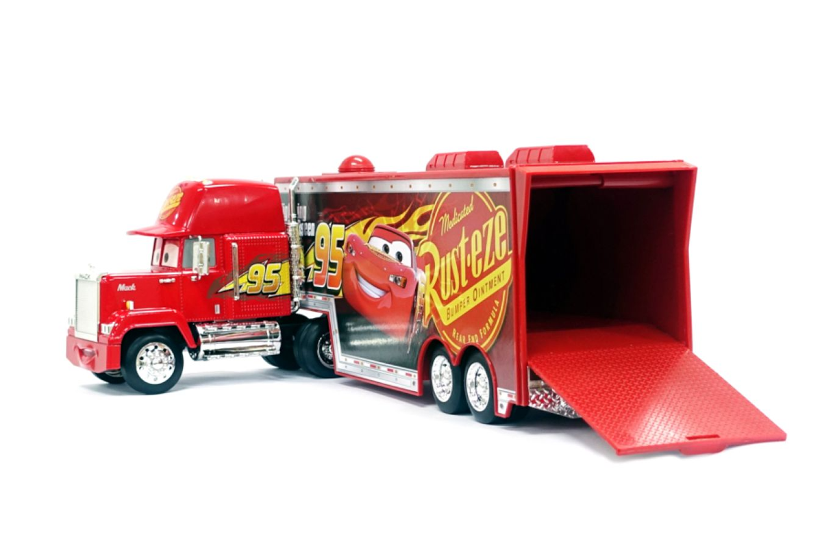 Cars - 1:24 Mack 1985 Super-Liner with Trailer Diecast Vehicle