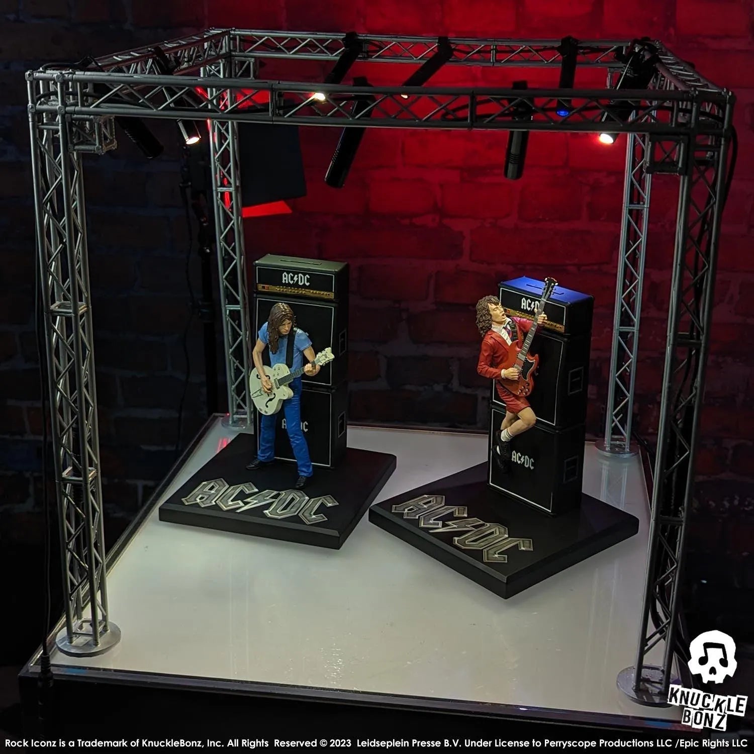 KNUACDC200 AC/DC - Angus & Malcolm Young Rock Iconz 1:9 Scale Statue (Set of 2) - KnuckleBonz - Titan Pop Culture