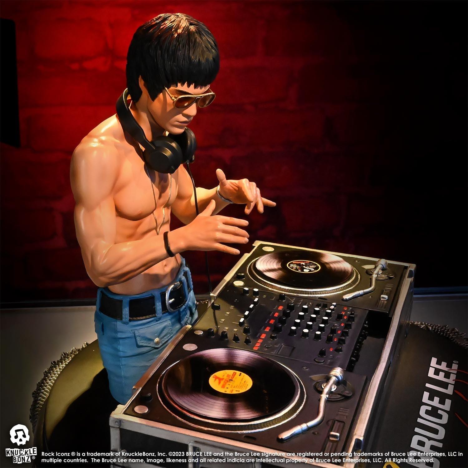 KNUBRUCELEE100 Bruce Lee - DJ Dragon Rock Iconz Statue - KnuckleBonz - Titan Pop Culture