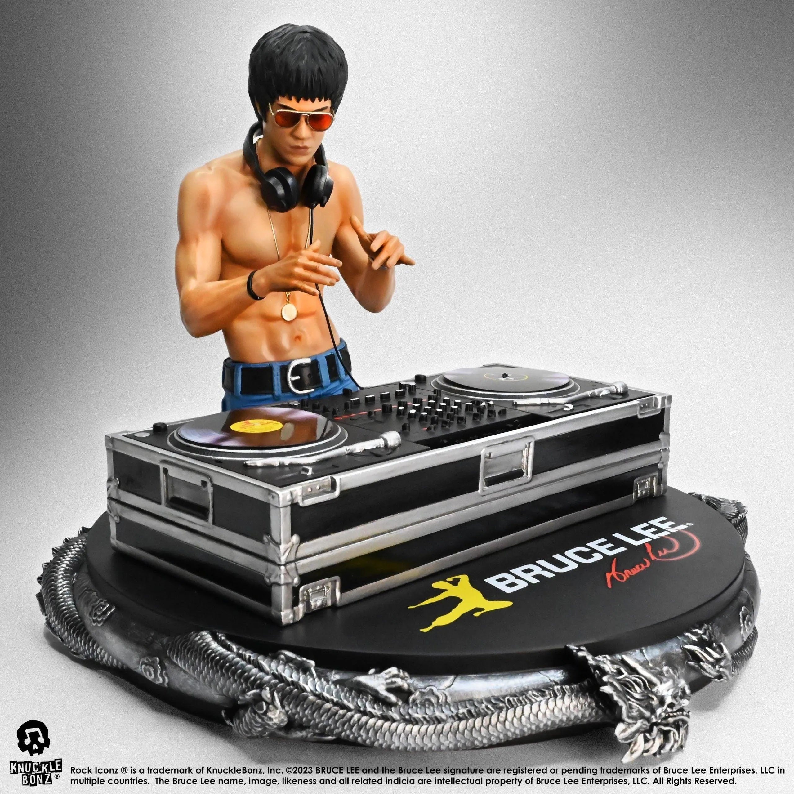 KNUBRUCELEE100 Bruce Lee - DJ Dragon Rock Iconz Statue - KnuckleBonz - Titan Pop Culture