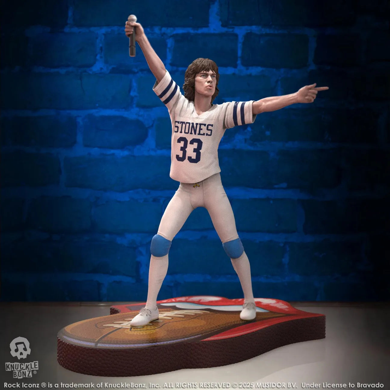 KNURSMJ81WT100 Rolling Stones - Mick Jagger Tour '81 (White Jersey) Statue - KnuckleBonz - Titan Pop Culture