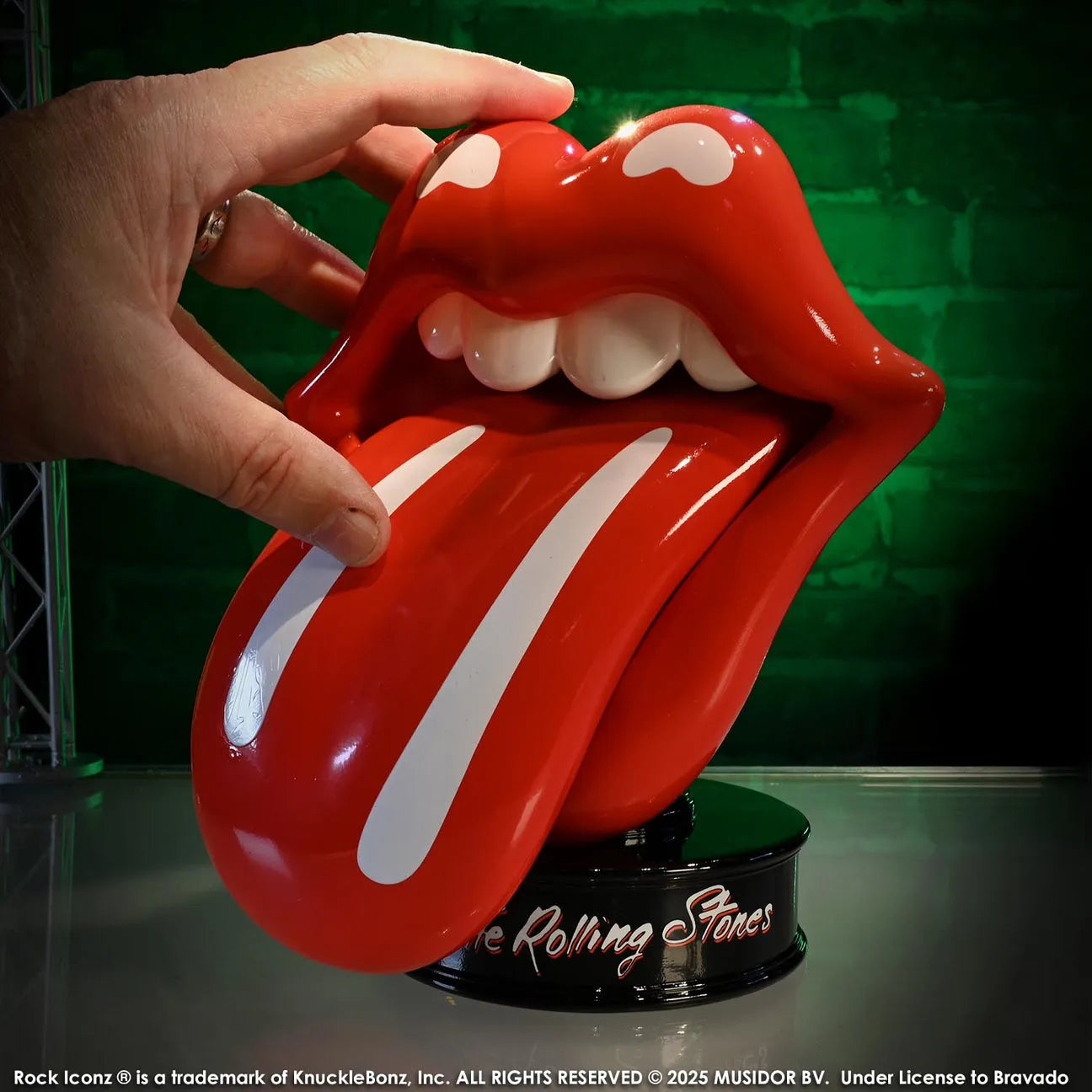 KNURSTONES100LICKCL The Rolling Stones - Licks (Classic) Statue - KnuckleBonz - Titan Pop Culture