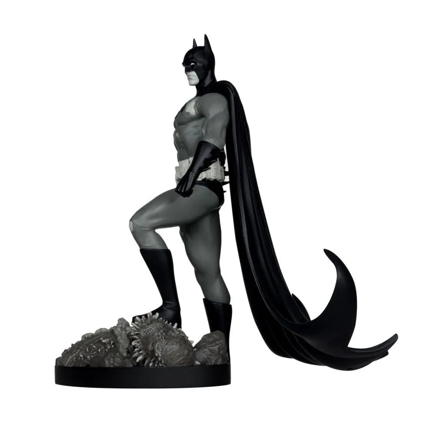 MCF30226 Batman Black & White - Batman by Bjorn Barends Resin Statue - McFarlane Toys - Titan Pop Culture