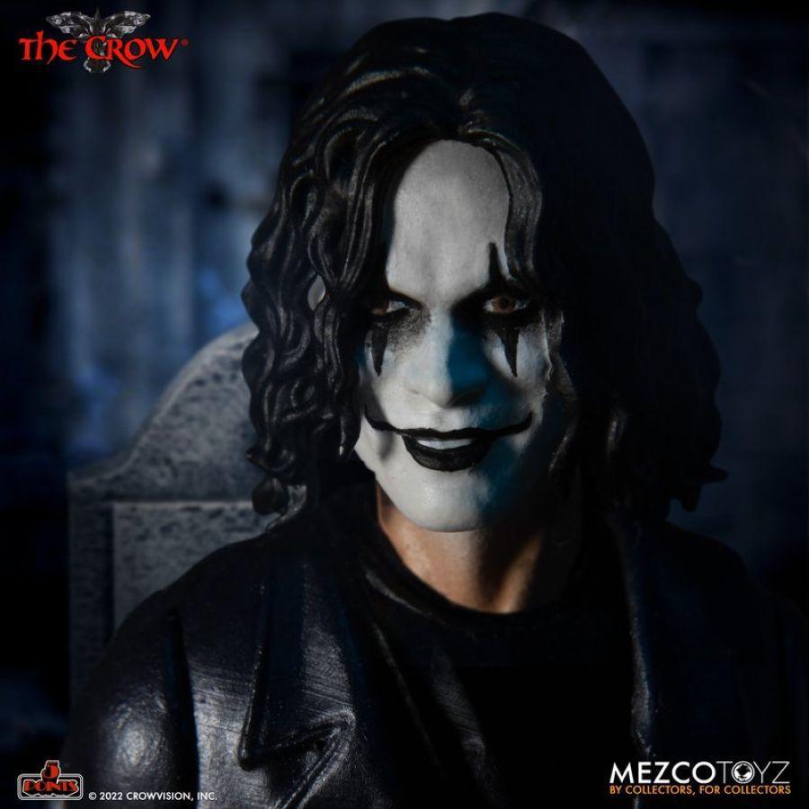 MEZ17087 The Crow - Crow 5 Points Deluxe Action Figure Set - Mezco Toyz - Titan Pop Culture