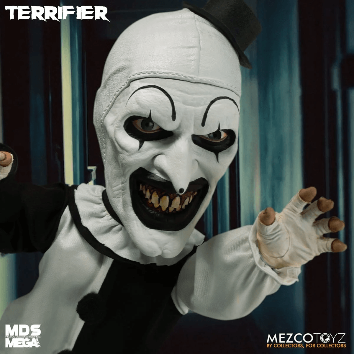 MEZ24020 Terrifier - Art The Clown 15'' Mega Figure - Mezco Toyz - Titan Pop Culture