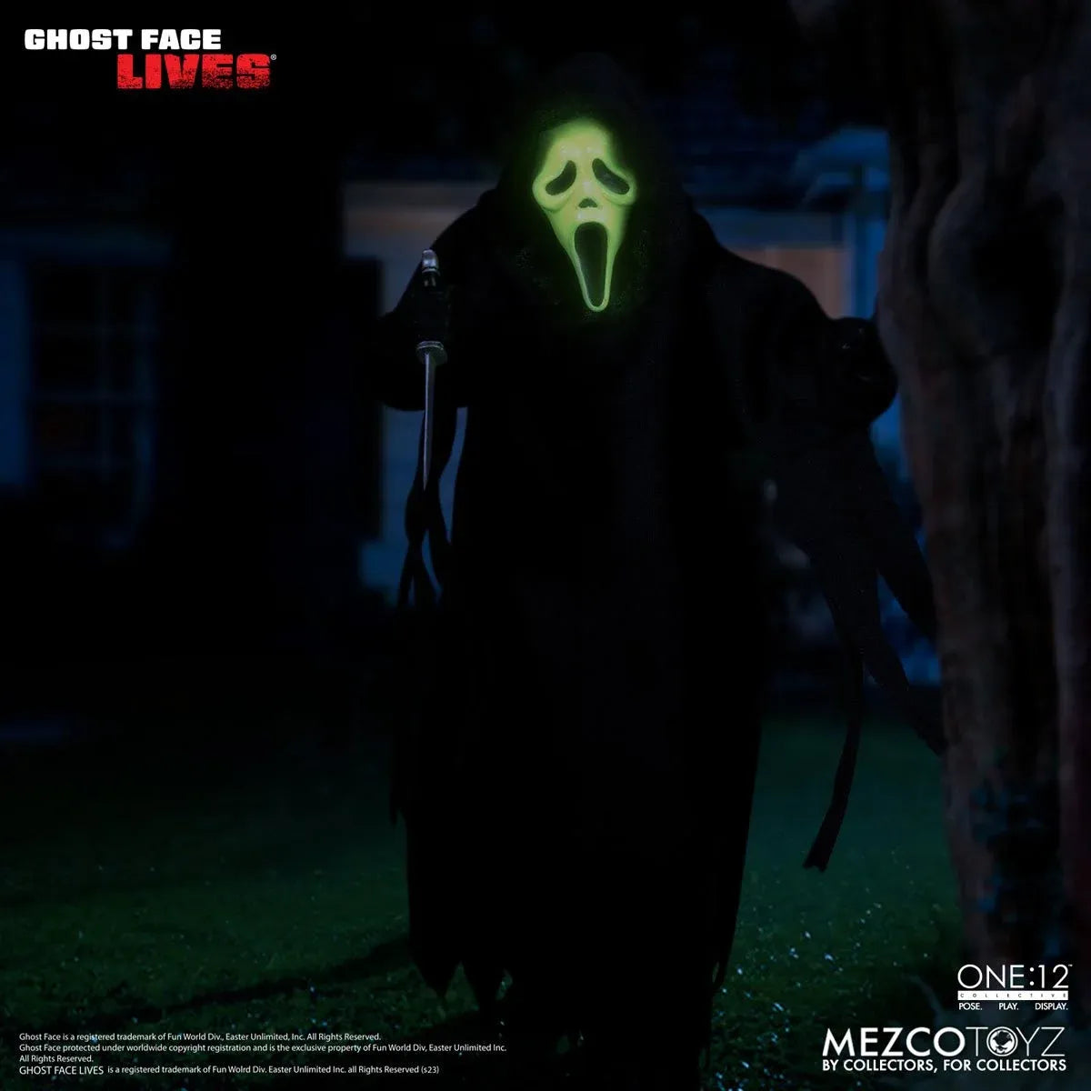 MEZ74009 Scream - Ghostface One:12 Collective Figure - Mezco Toyz - Titan Pop Culture