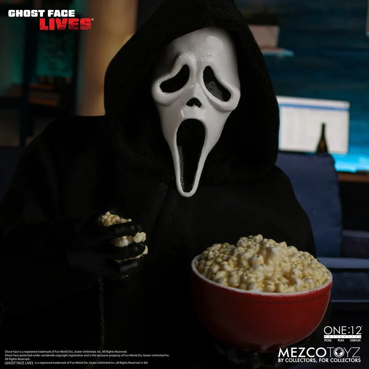 MEZ74009 Scream - Ghostface One:12 Collective Figure - Mezco Toyz - Titan Pop Culture