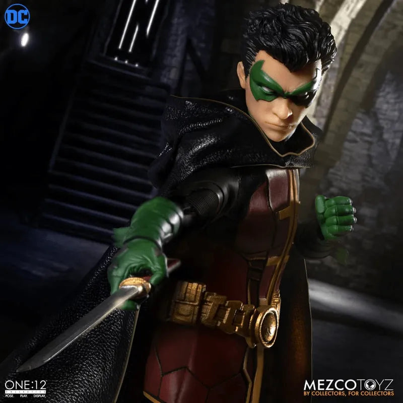 MEZ76604 Batman - Robin ONE:12 Collective Figure - Mezco Toyz - Titan Pop Culture