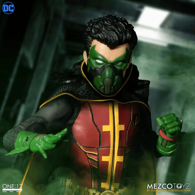 MEZ76604 Batman - Robin ONE:12 Collective Figure - Mezco Toyz - Titan Pop Culture