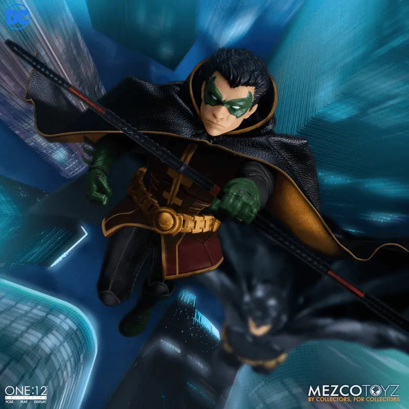 MEZ76604 Batman - Robin ONE:12 Collective Figure - Mezco Toyz - Titan Pop Culture