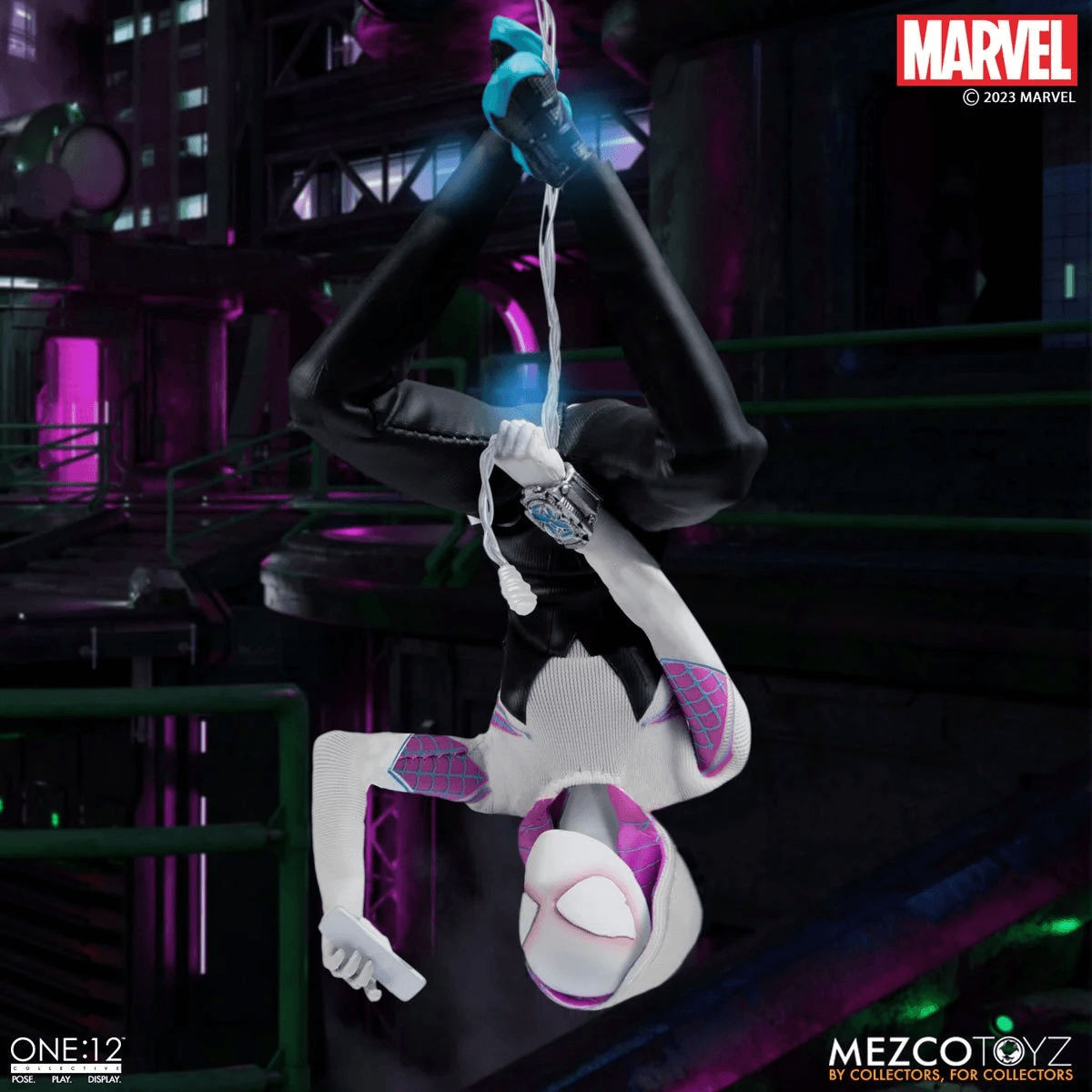 MEZ77310 Spider-Man - Ghost Spider ONE:12 Collective Figure - Mezco Toyz - Titan Pop Culture