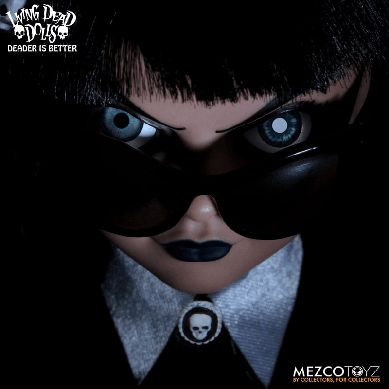MEZ91005 Living Dead Dolls - Sadie Mega Figure - Mezco Toyz - Titan Pop Culture