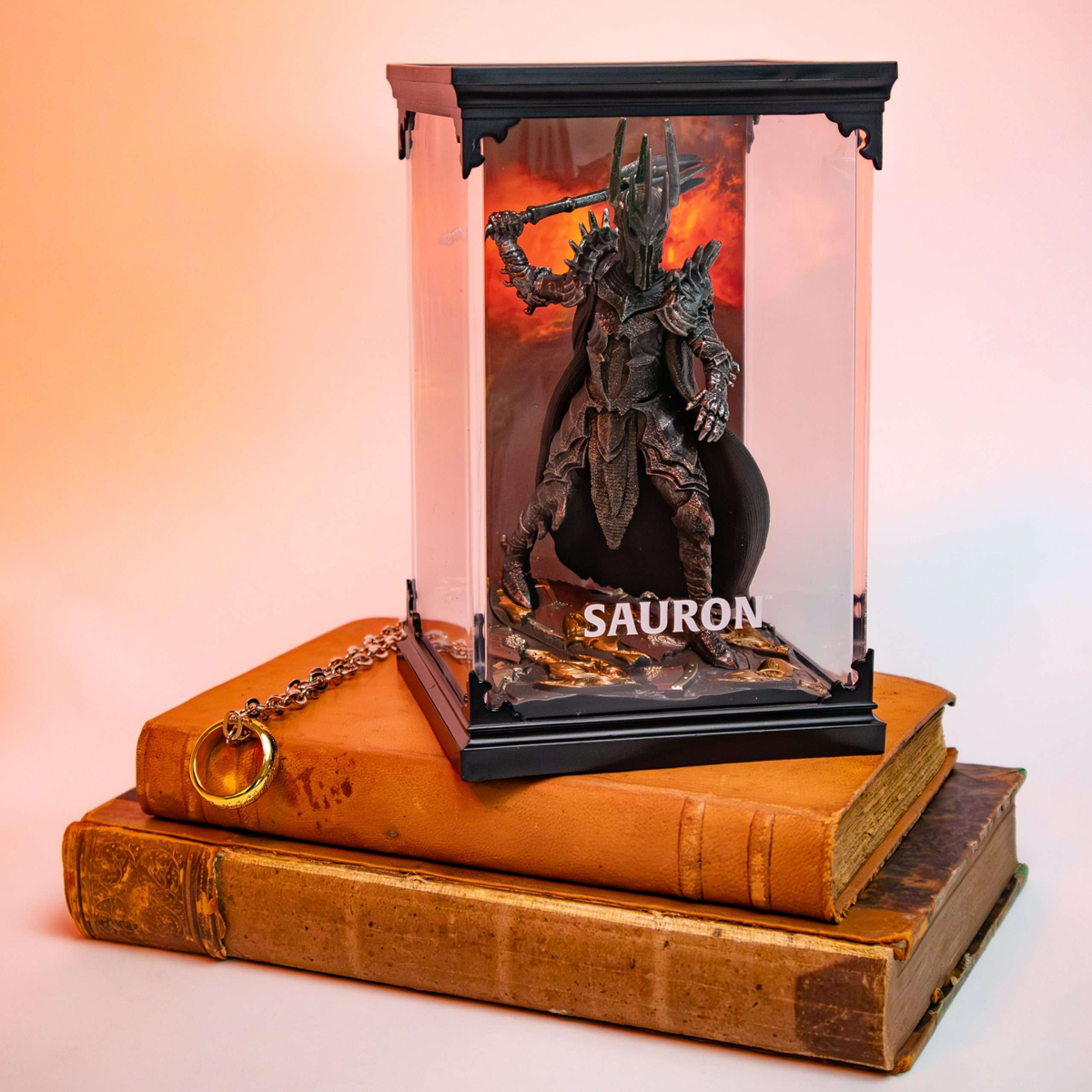 The Lord of the Rings - Sauron Diorama