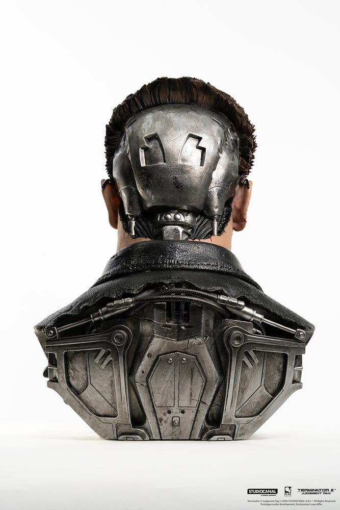 Terminator 2 - T-800 Model 101 Battle Damaged Art Mask