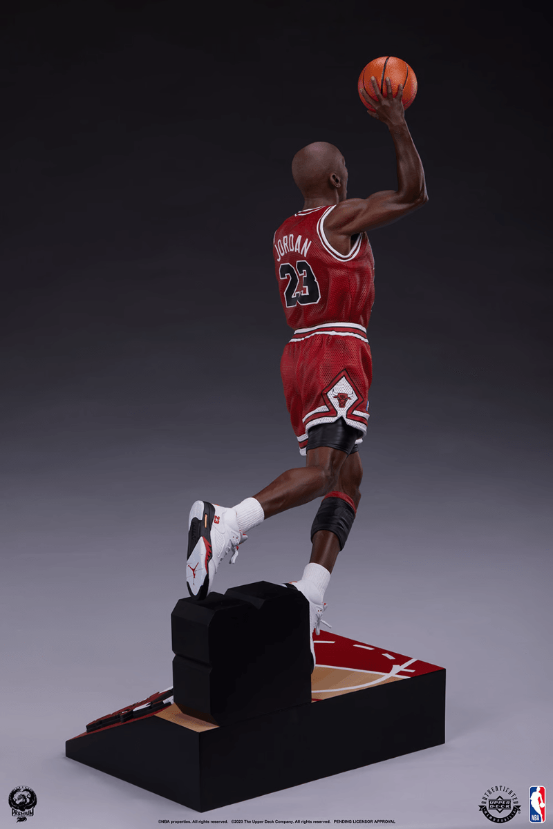 PCS912928 NBA - Michael Jordan 1:4 Scale Statue - Pop Culture Shock Collectables - Titan Pop Culture