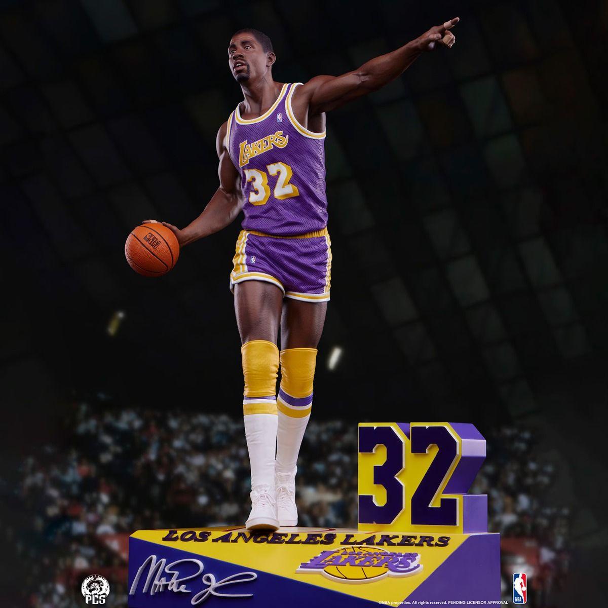 PCS913564 NBA - Magic Johnson 1:4 Scale Statue - Pop Culture Shock Collectibles - Titan Pop Culture