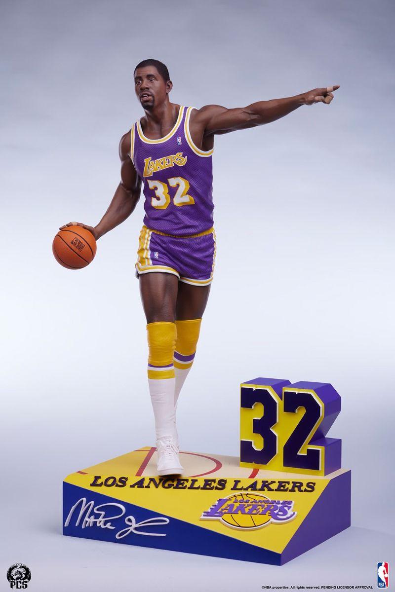 PCS913564 NBA - Magic Johnson 1:4 Scale Statue - Pop Culture Shock Collectibles - Titan Pop Culture