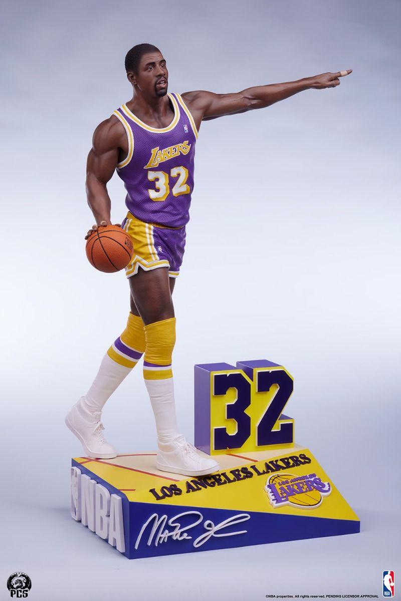 PCS913564 NBA - Magic Johnson 1:4 Scale Statue - Pop Culture Shock Collectibles - Titan Pop Culture