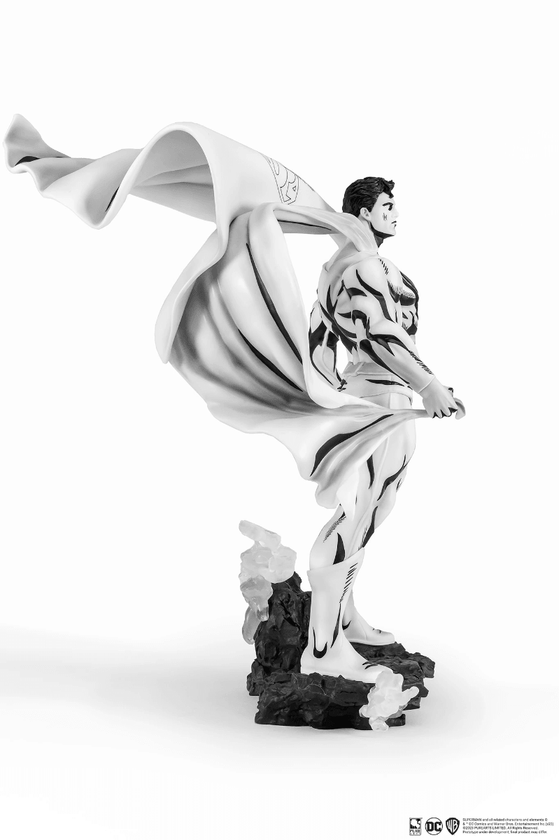 PURPA002SU Superman - Superman (John Byrne) Black & White PVC 1:8 Scale Statue - First 4 Figures - Titan Pop Culture