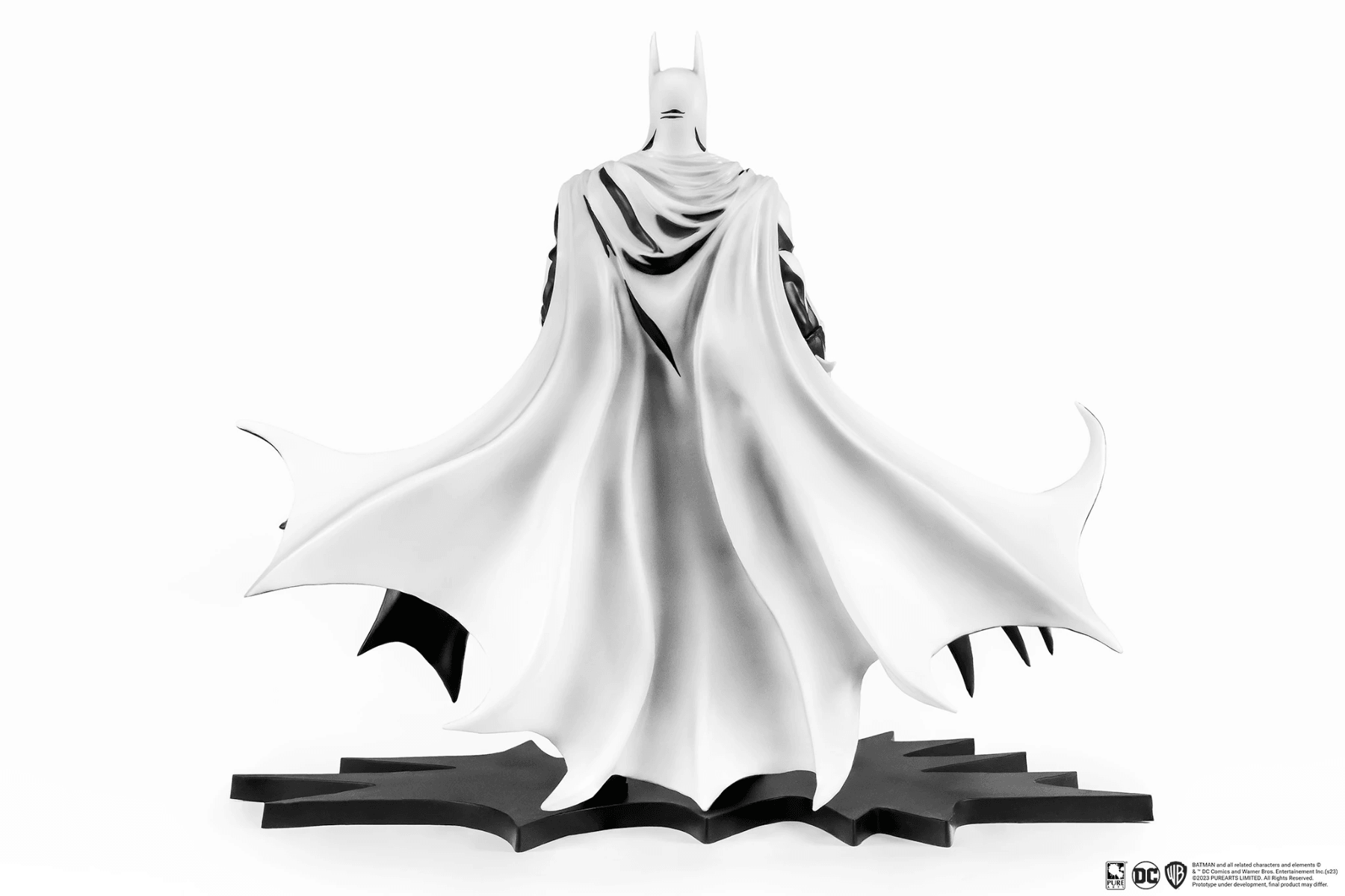 PURPA007BA Batman - Batman (Neil Adams) Black & White PVC 1:8 Scale Statue - First 4 Figures - Titan Pop Culture