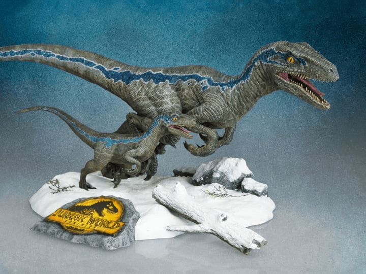 SAT411-200143TP Jurassic World 3 - Velociraptor Blue & Beta Model Kit - Star Ace Toys - Titan Pop Culture