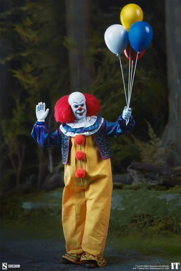 SID100479 It (1990) - Pennywise 1:6 Scale Action Figure - Sideshow Collectibles - Titan Pop Culture