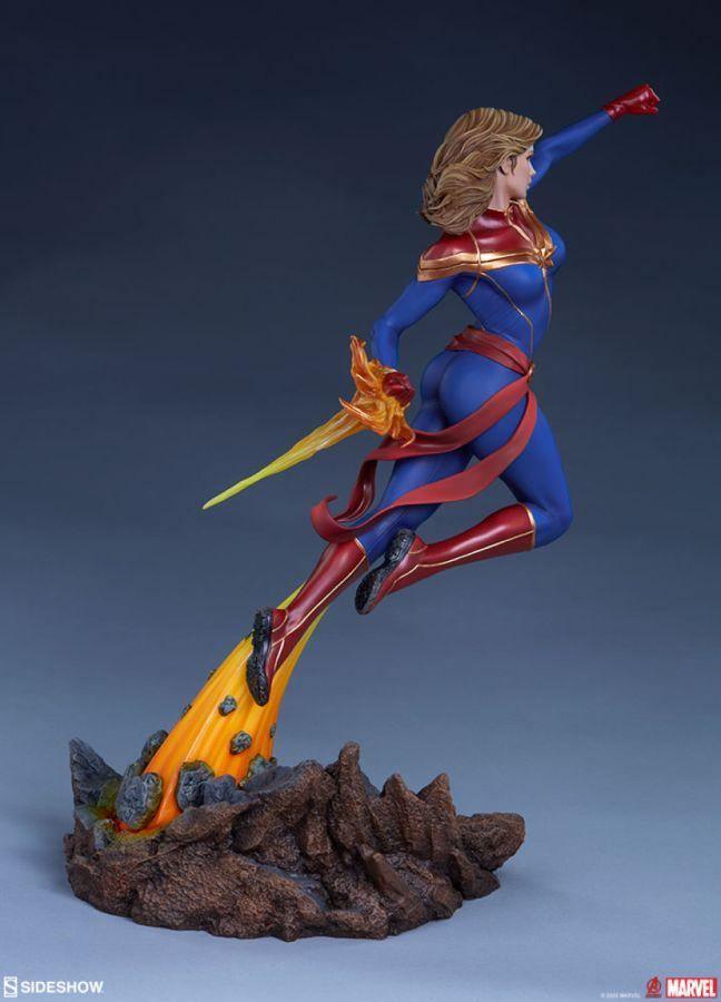 SID200573 Captain Marvel - Captain Marvel Statue - Sideshow Collectibles - Titan Pop Culture