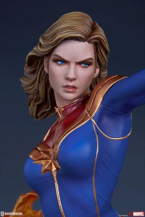 SID200573 Captain Marvel - Captain Marvel Statue - Sideshow Collectibles - Titan Pop Culture