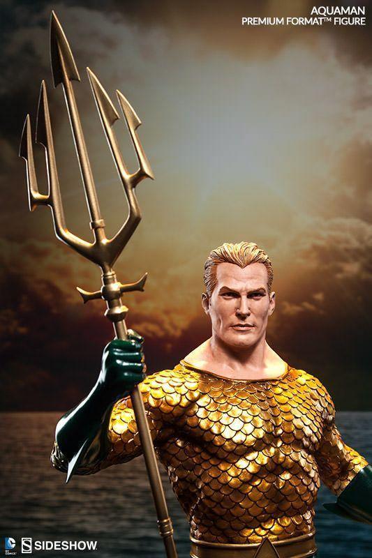 SID300218 Aquaman - Premium Format 1:4 Scale Statue - Sideshow Collectibles - Titan Pop Culture