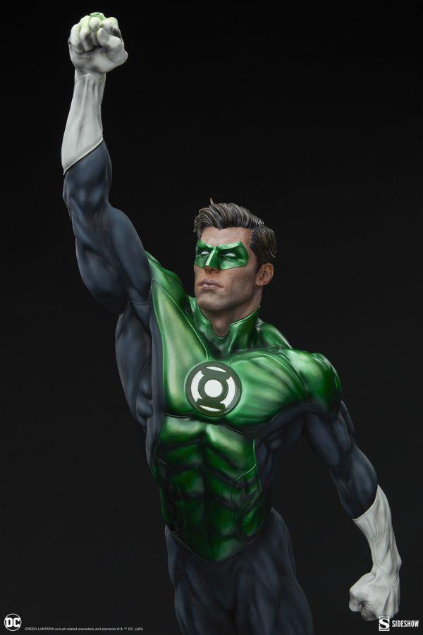 SID300762 Green Lantern - Hal Jordan Premium Format Statue - Sideshow Collectibles - Titan Pop Culture