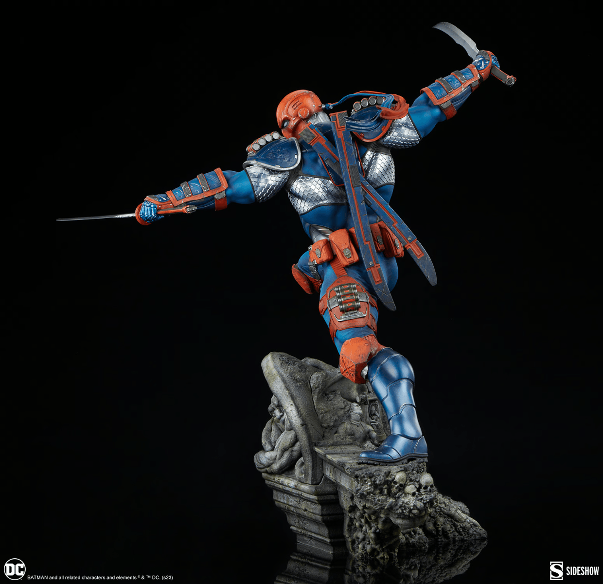 SID300832 DC Comics - Deathstroke Premium Format Statue - Sideshow Collectibles - Titan Pop Culture