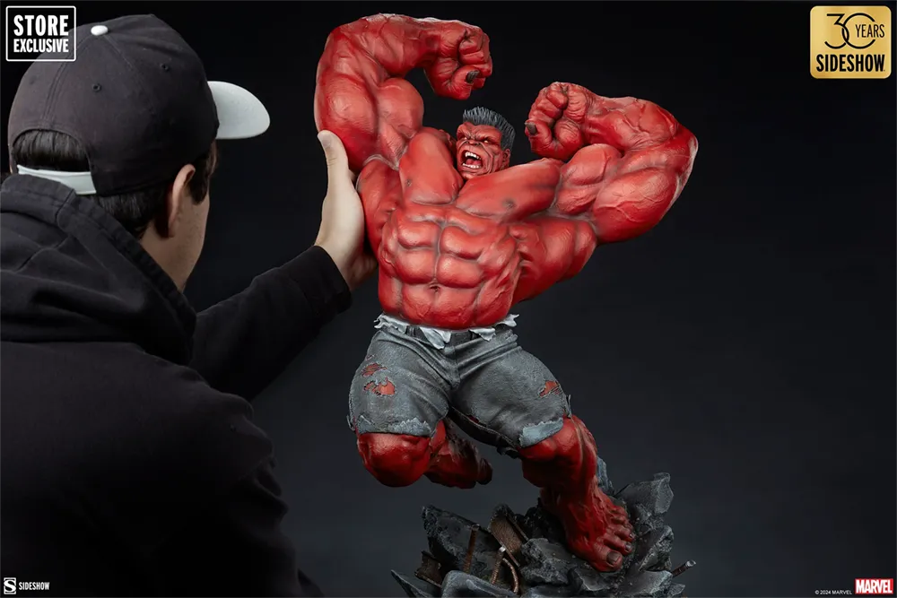 SID3008663 Hulk - Red Hulk: Thunderbolt Ross Premium Format Statue - Sideshow Collectibles - Titan Pop Culture