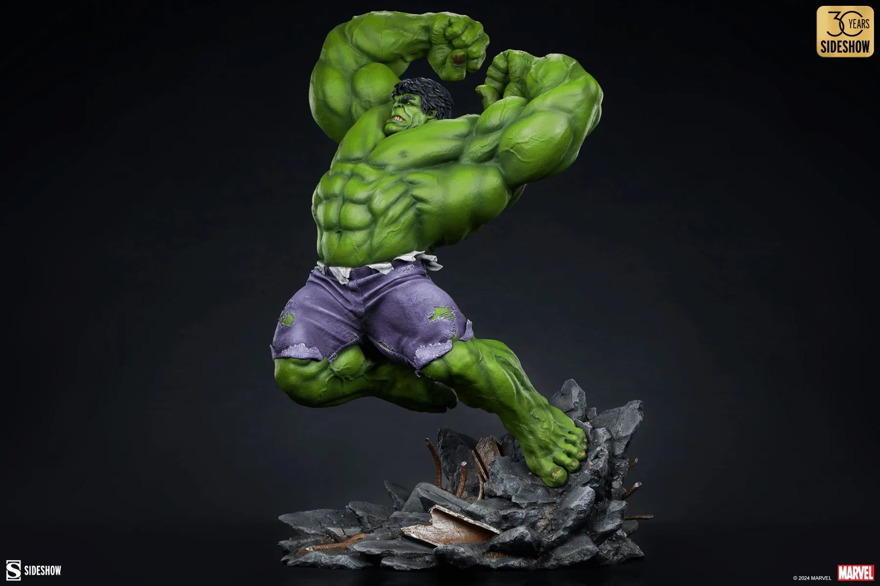 SID3008664 Hulk - Hulk Classic Premium Format Statue - Sideshow Collectibles - Titan Pop Culture