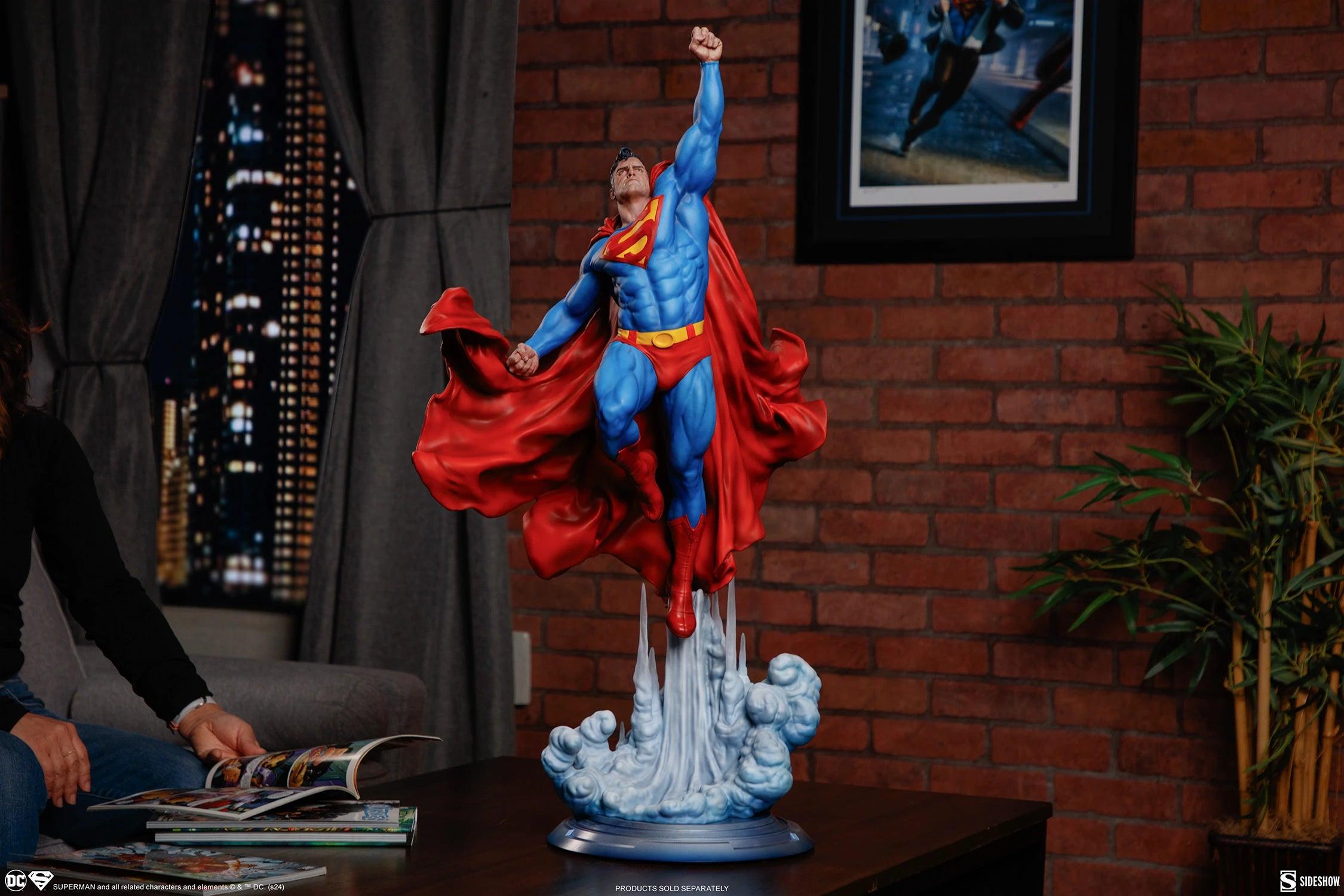 SID300868 Superman - Superman Premium Format Statue - Sideshow Collectibles - Titan Pop Culture