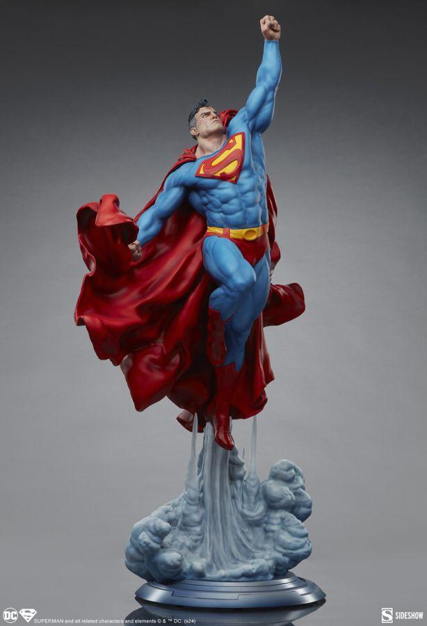 SID300868 Superman - Superman Premium Format Statue - Sideshow Collectibles - Titan Pop Culture