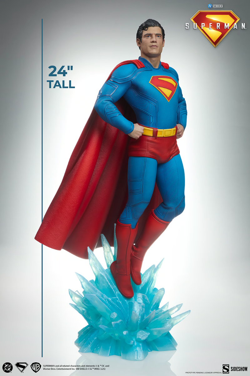 Superman (2025) - Superman Premium Format Statue
