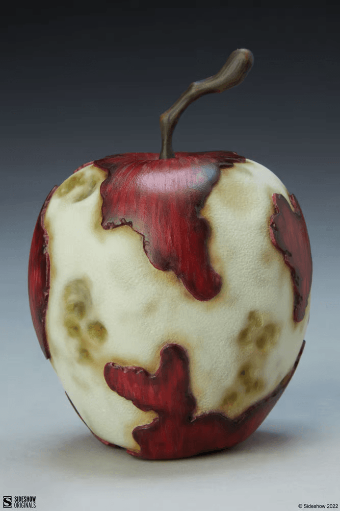 SID700203 Court of the Dead - Peeled Apple Replica - Sideshow Collectibles - Titan Pop Culture