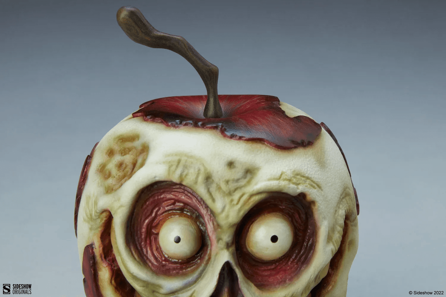 SID700203 Court of the Dead - Peeled Apple Replica - Sideshow Collectibles - Titan Pop Culture