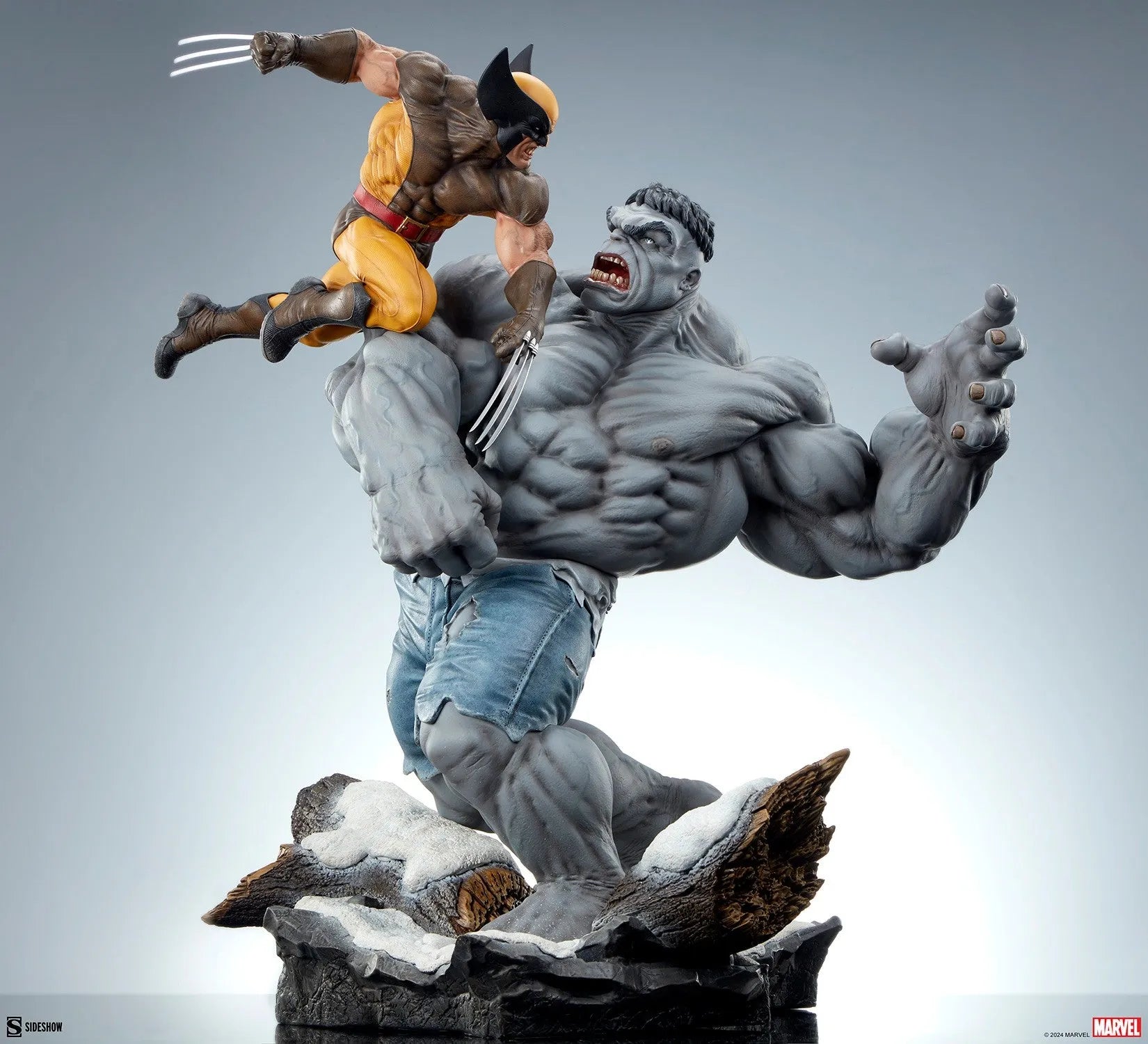 SID2002162 Marvel Comics - Grey Hulk vs Wolverine Maquette - Sideshow Collectibles - Titan Pop Culture