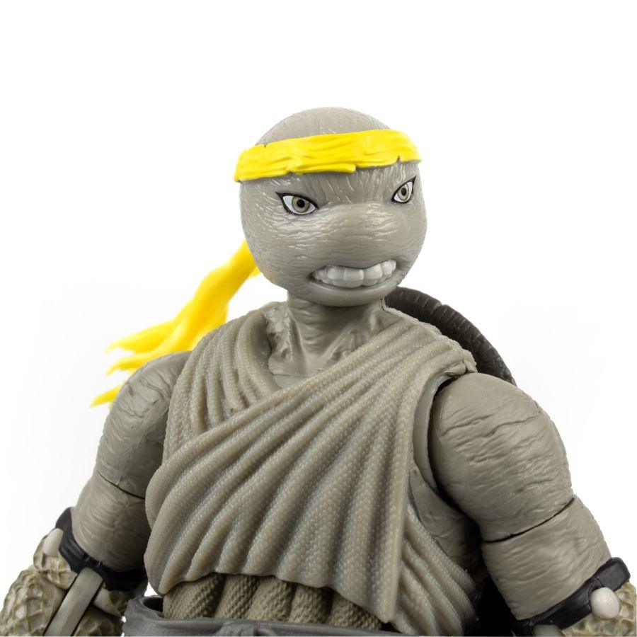 TLSBATMNTJENWB02 Teenage Mutant Ninja Turtles (comics) - Jennika (Greyscale) 5" BST AXN Action Figure - The Loyal Subjects - Titan Pop Culture