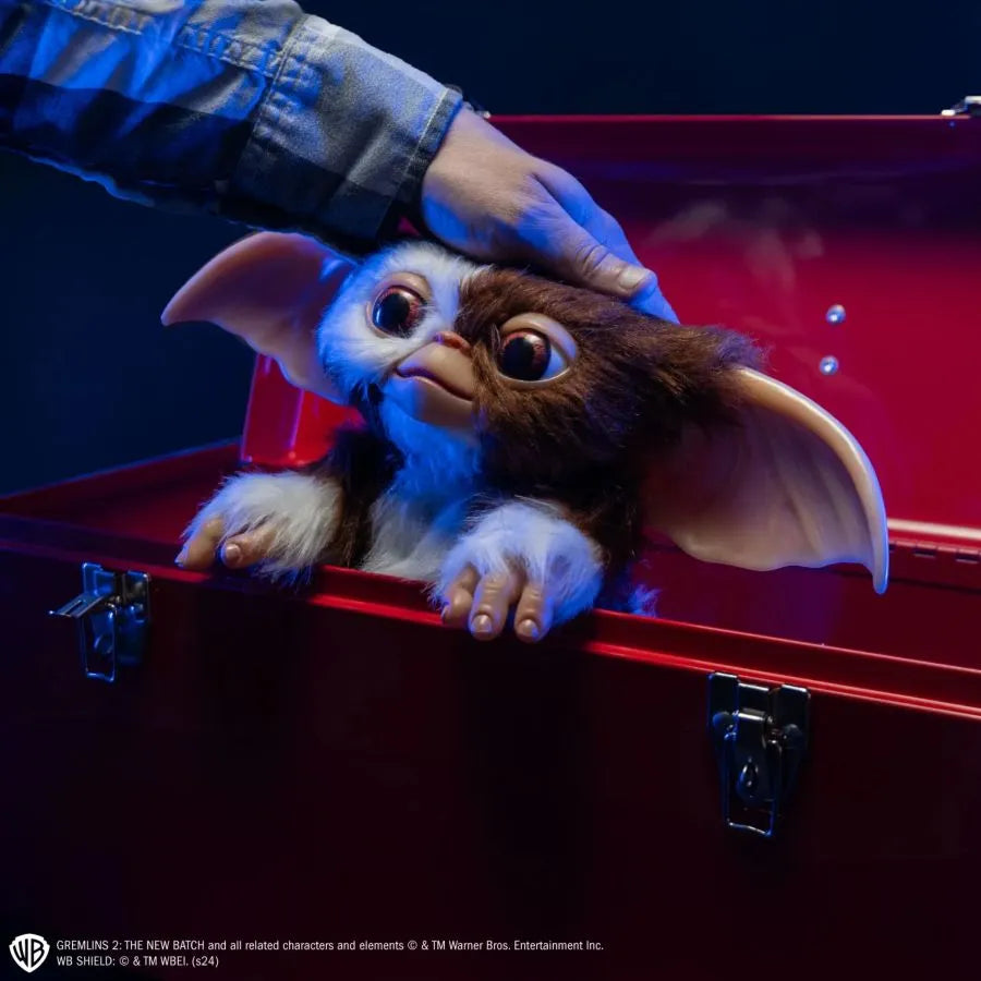 TTSRLWB109 Gremlins 2 - Gizmo Prop Replica - Trick or Treat Studios - Titan Pop Culture